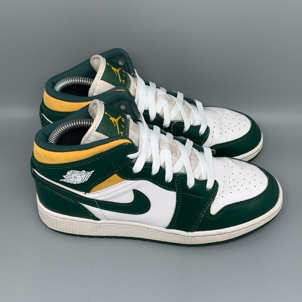 Jordan 1 Mid GS Sonics Basketball Shoes Youth Sz 6Y Women's Sz 7.5